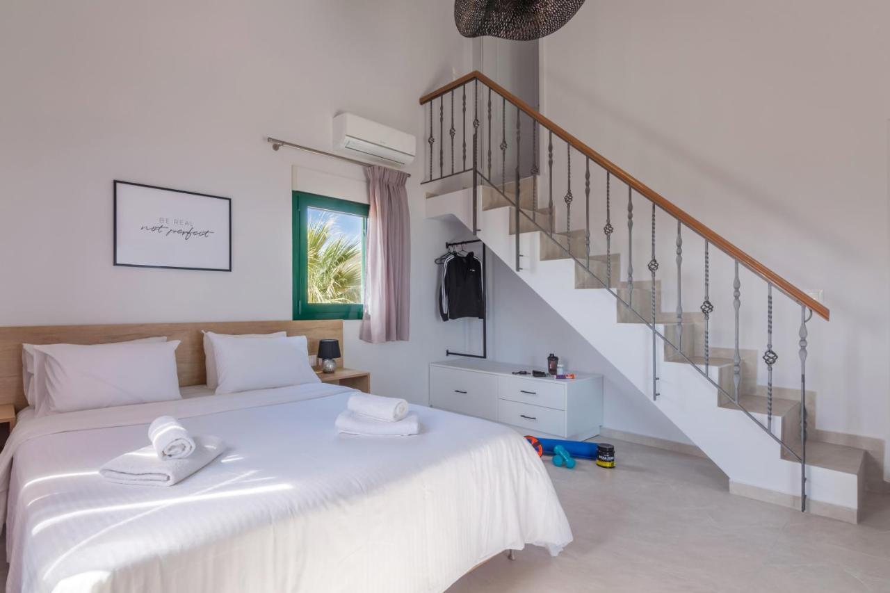 Villa Ourania Agia Pelagia 외부 사진